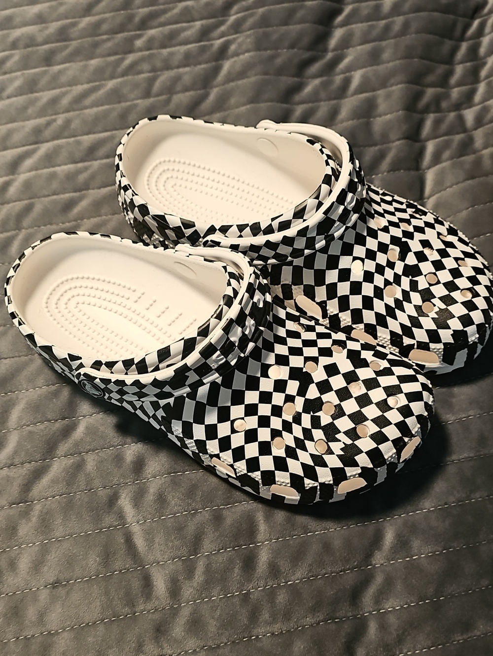 CROCS Black & White Checkered Classic Clog - Picture 5 of 7